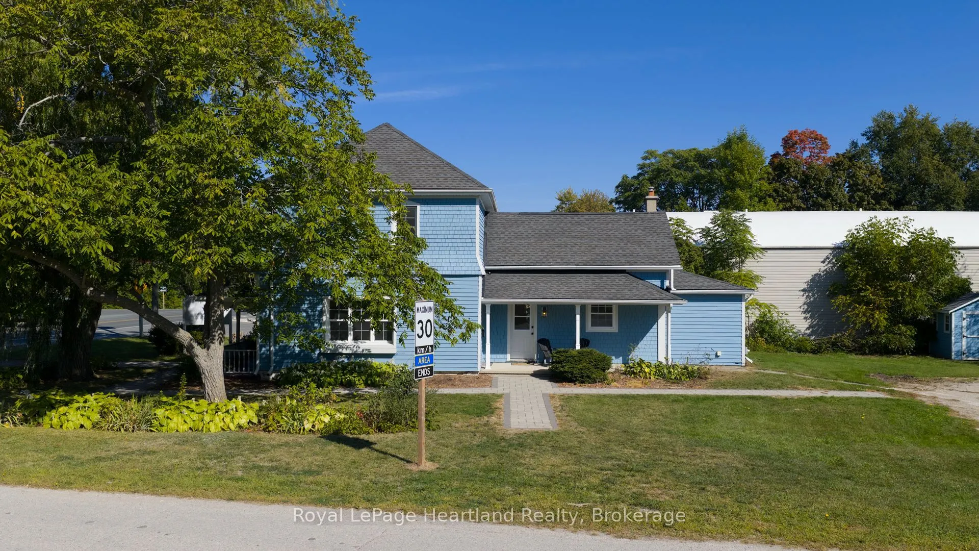 5 The Square, ON N0M 1G0