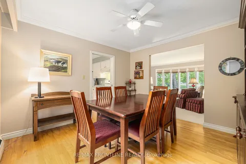 12 Glenview Crescent, ON K7H 2L2