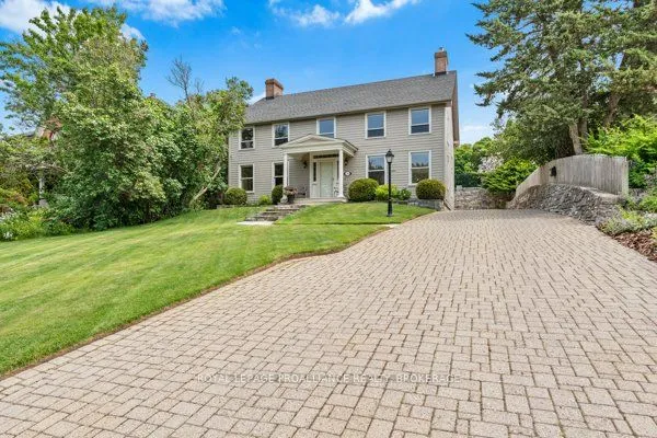 254 Main Street, ON K7K 6W4