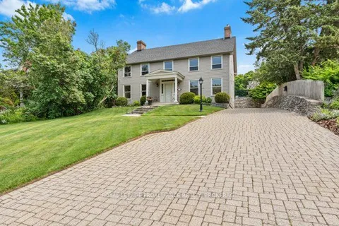 254 Main Street, ON K7K 6W4