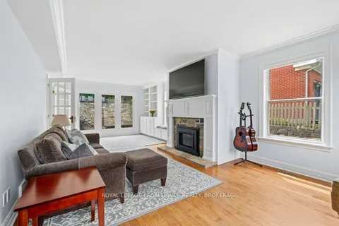 254 Main Street, ON K7K 6W4