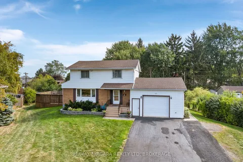28 Thorncrest Road, ON L3K 5C6