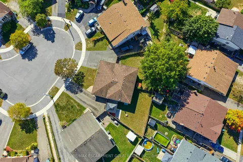 30 RAINBOW Court, ON L3C 6R4