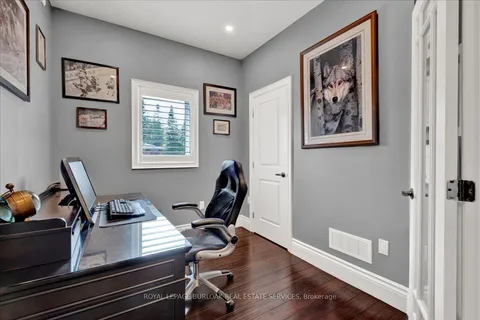 89 Eleanor Avenue, ON L8W 1C8