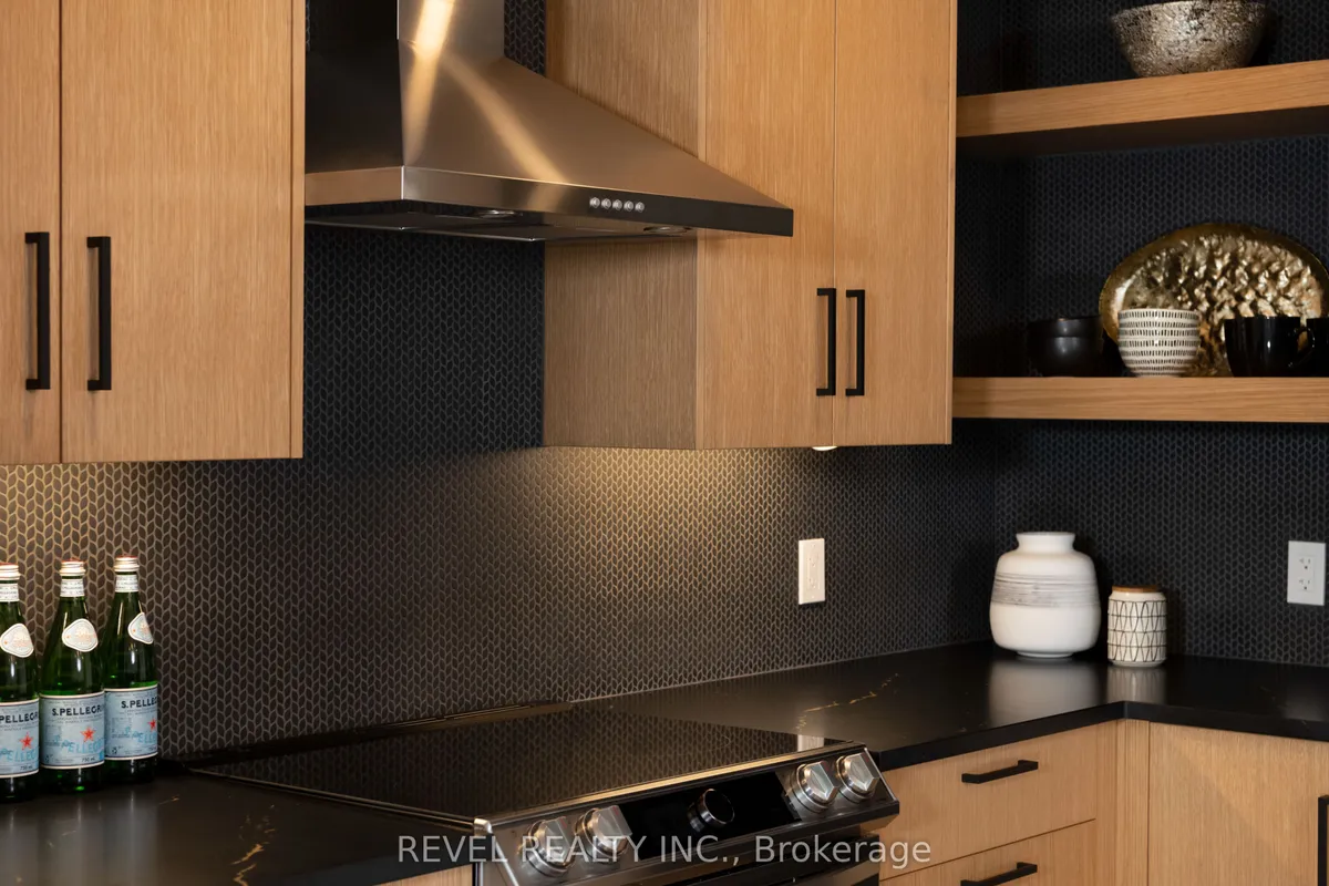 92 Elgin Street, ON N0J 1J0