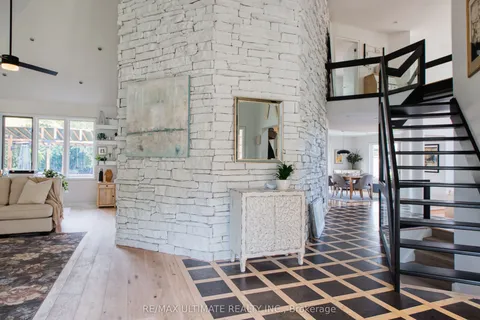 9 Karen Court, ON L0S 1E4