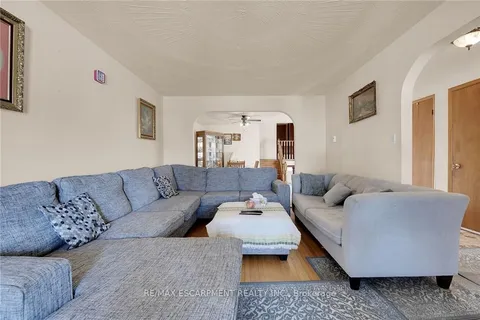 45 Juniper Drive, ON L8E 4C7