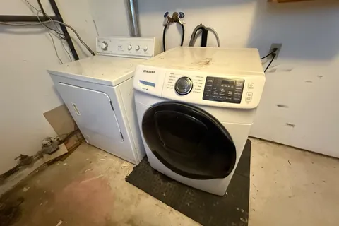 69 Nelson Street, ON N0M 2N0