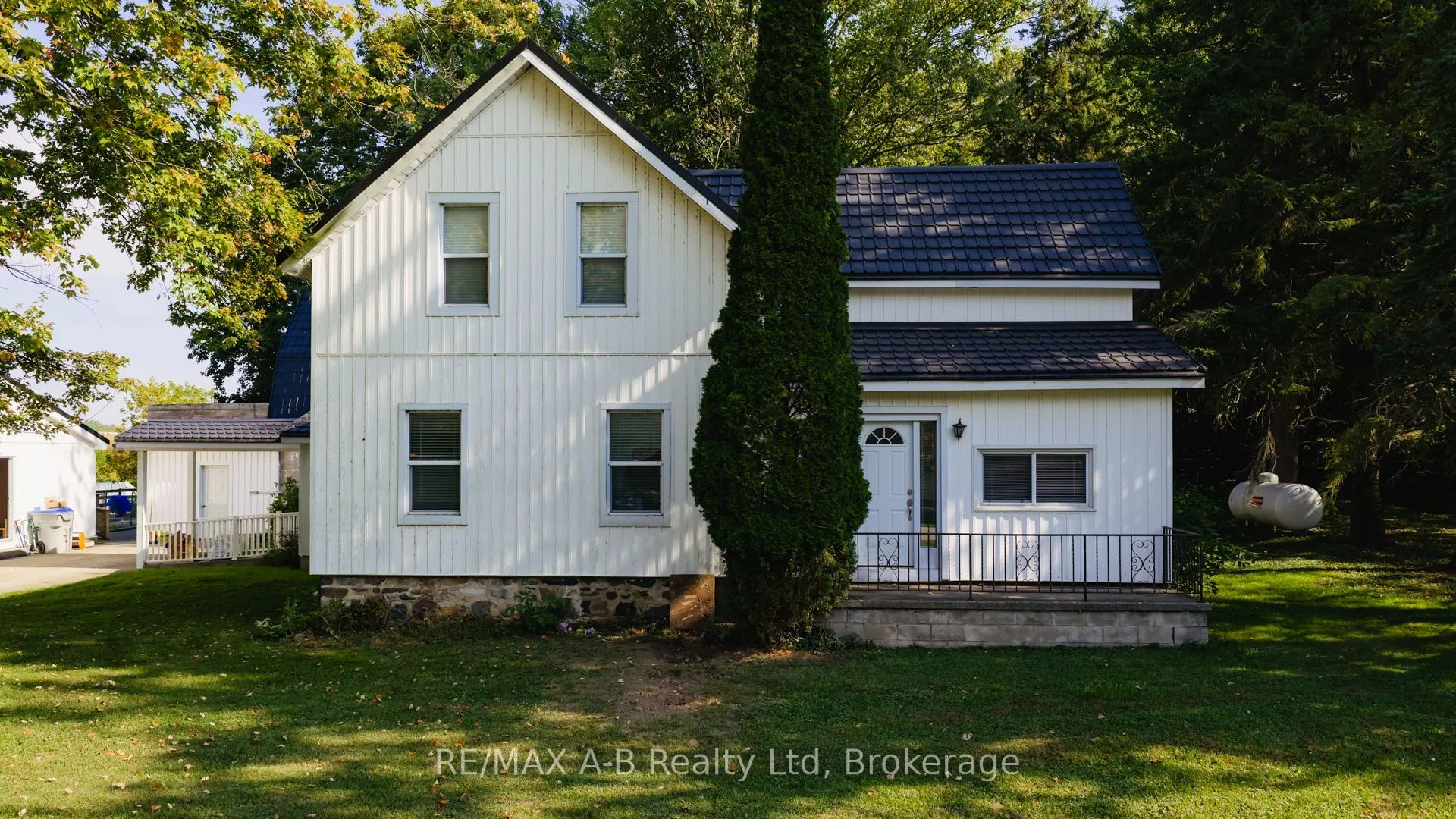 4740 16 Line, ON N4X 1C9