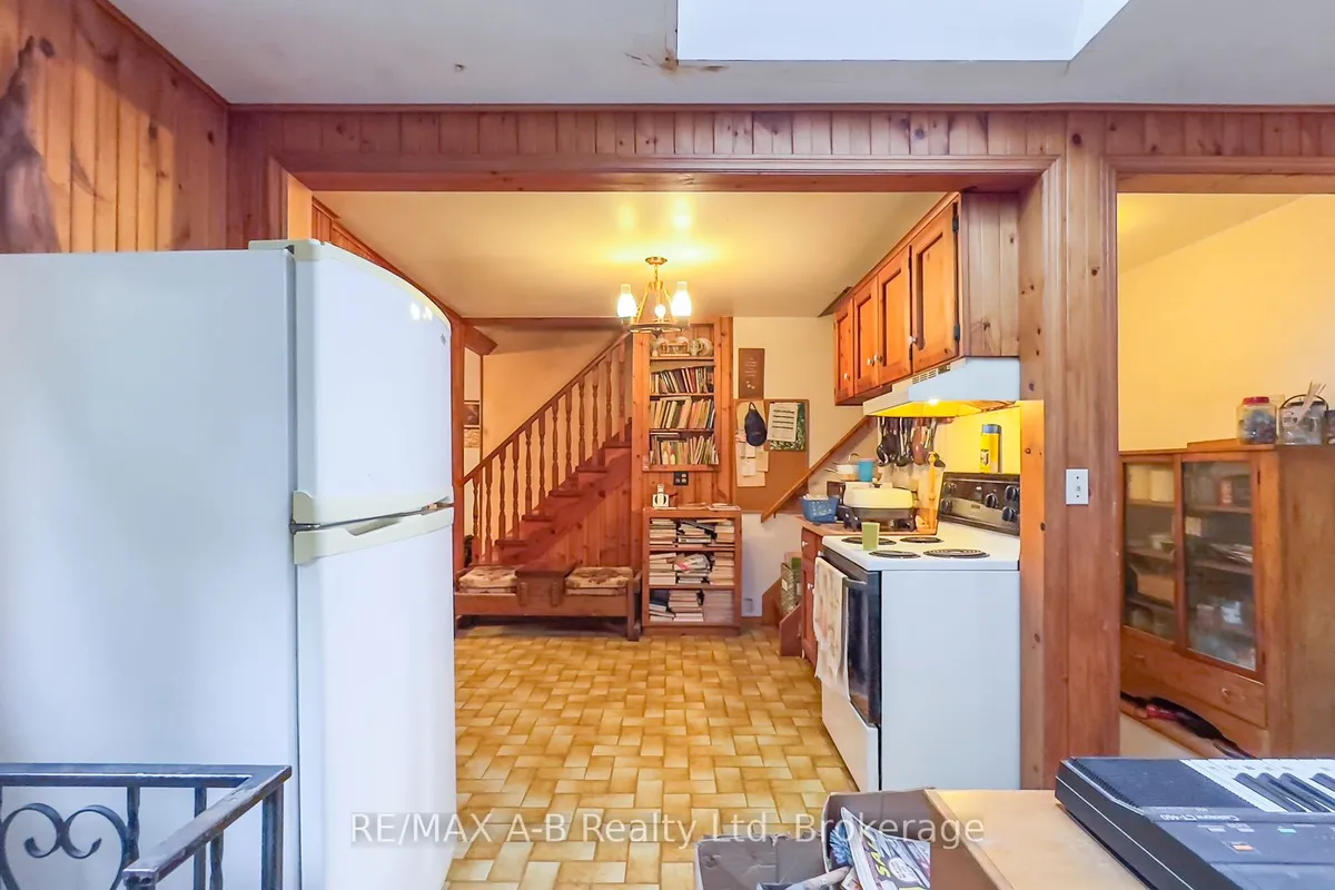 4740 16 Line, ON N4X 1C9