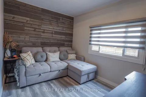 162 Blue Mountain Drive, ON L9Y 0K9