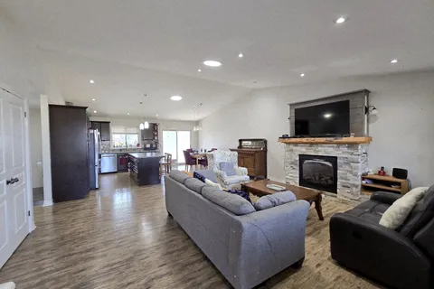 192 RUBY'S Crescent, ON N0G 2L2