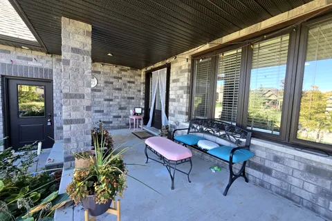 192 RUBY'S Crescent, ON N0G 2L2