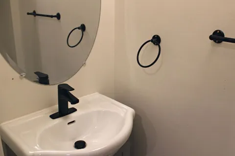 9 Adams Street, ON L8L 5Y1