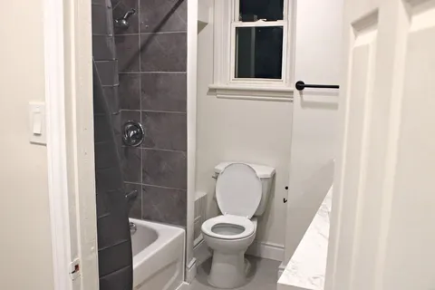 9 Adams Street, ON L8L 5Y1