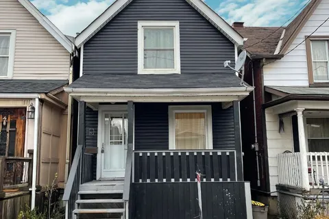 9 Adams Street, ON L8L 5Y1