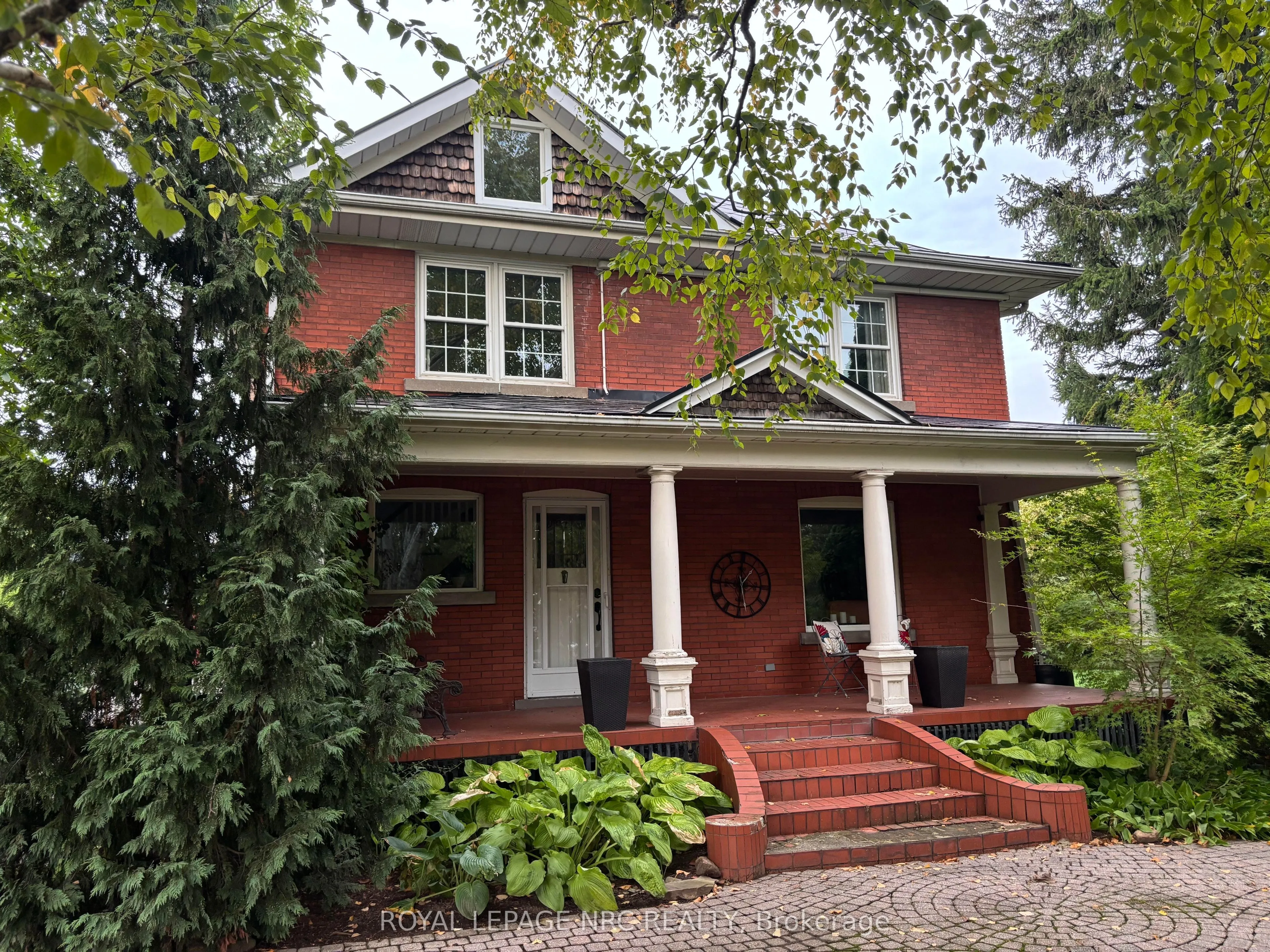 326 Lakeshore Road, ON L0S 1J0