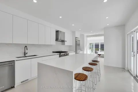 375 King Street, ON K9A 2N6