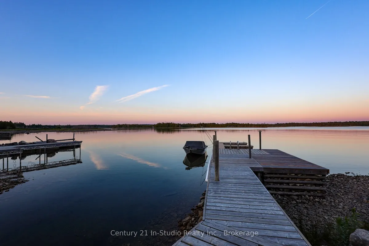 119 Pine Tree Harbour Road, ON N0H 1Z0