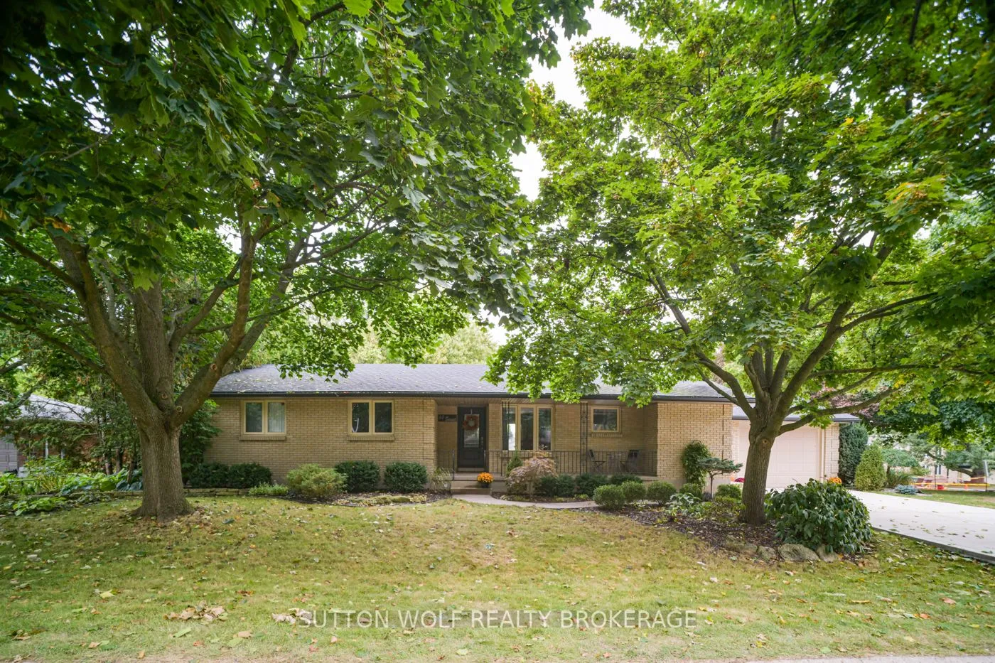 60 Sunset Avenue, ON N0M 2S0