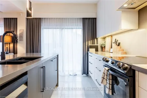 252 Upper Mount Albion Road, ON L8J 0B1