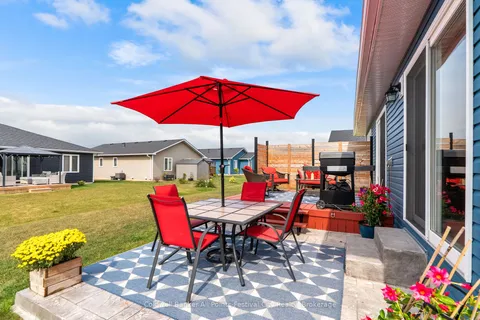 104 Huron Heights Drive, ON N7A 0C1