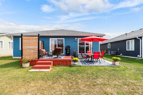 104 Huron Heights Drive, ON N7A 0C1