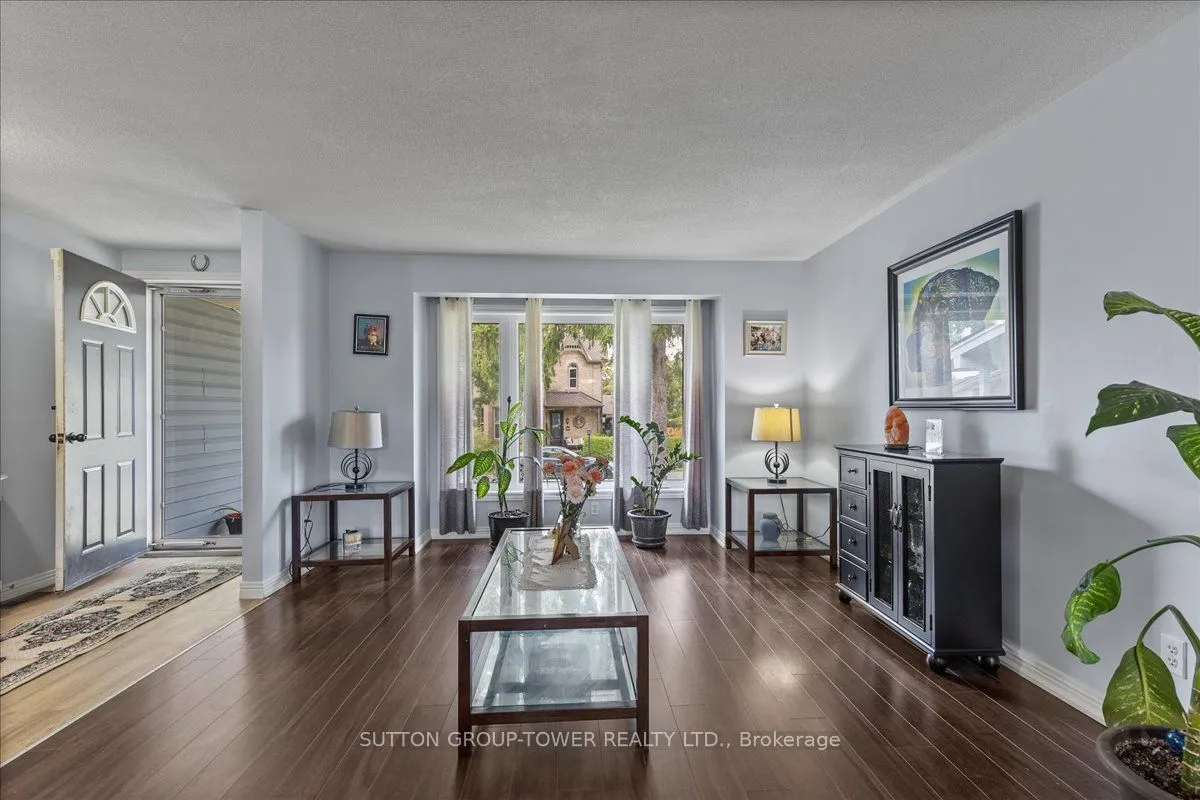 25 Bute Street, ON N0B 1E0