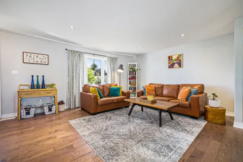 14 McDonald Street, ON K7A 1L1