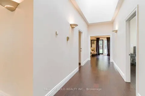 16 OCHS Drive, ON N0B 2C0