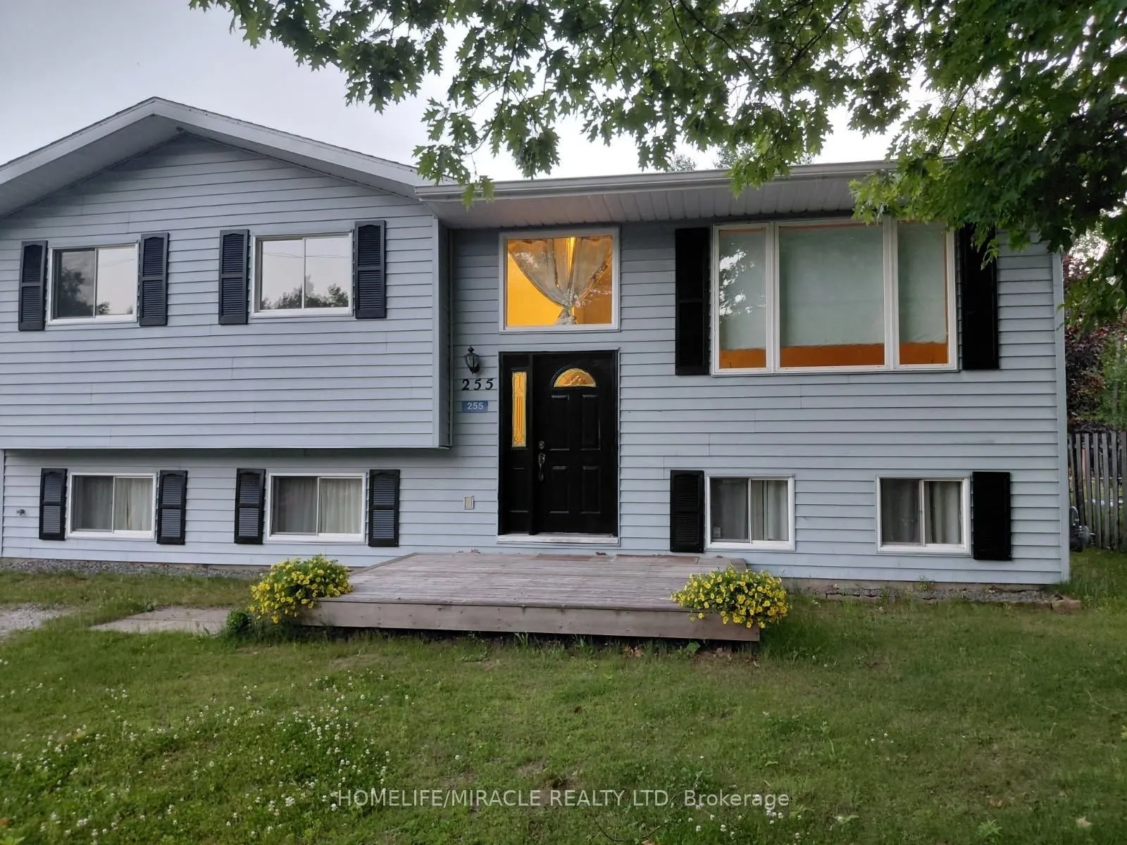 255 Revell Street, ON P1P 0E4