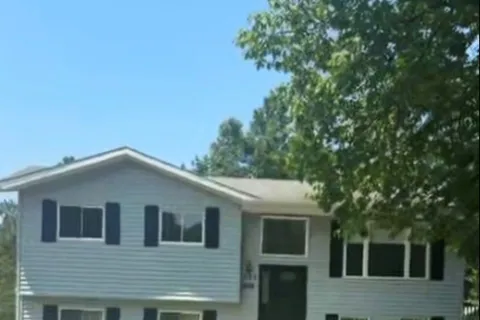 255 Revell Street, ON P1P 0E4