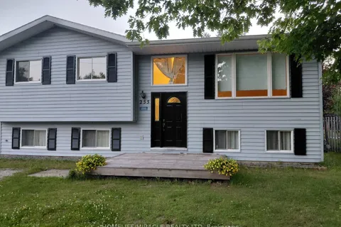 255 Revell Street, ON P1P 0E4
