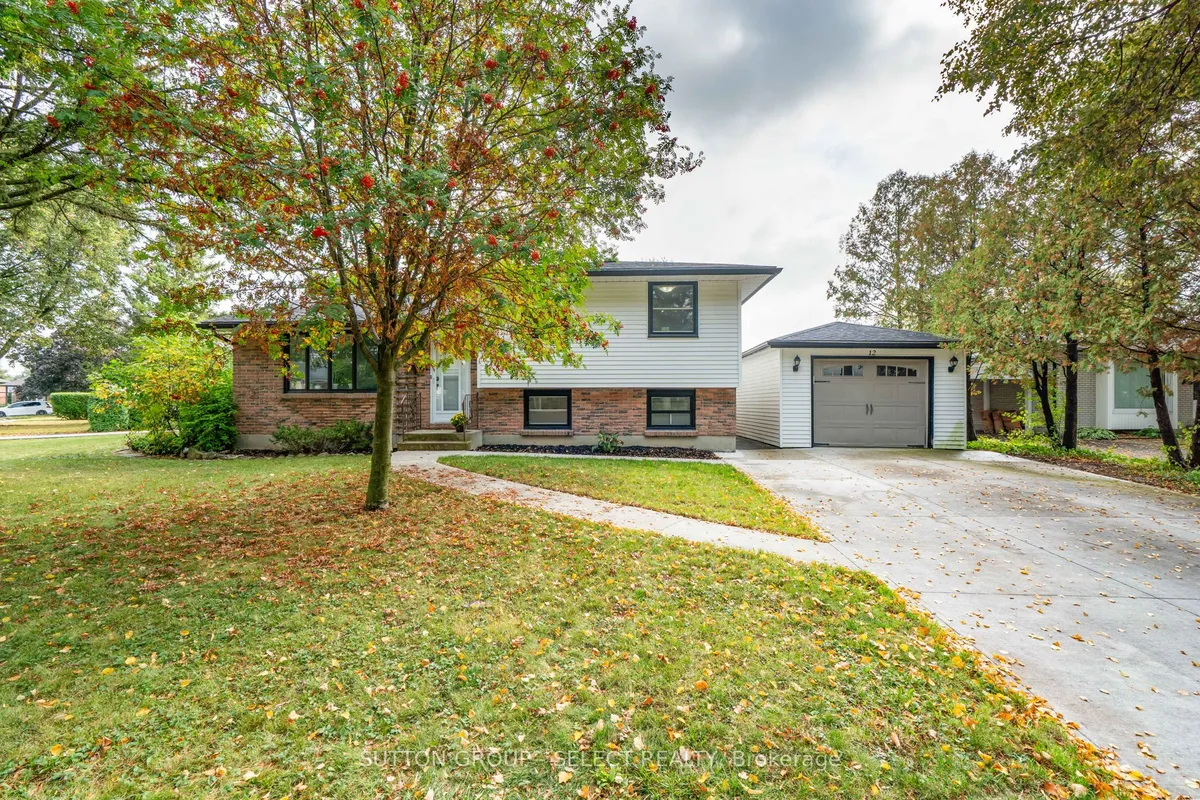 12 Kinburn Crescent, ON N6E 1J2