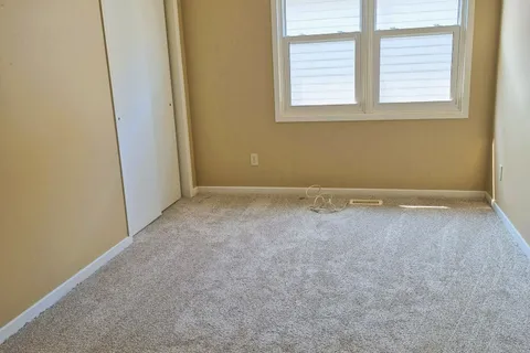 58 Hawkins Crescent, ON N4G 5K7