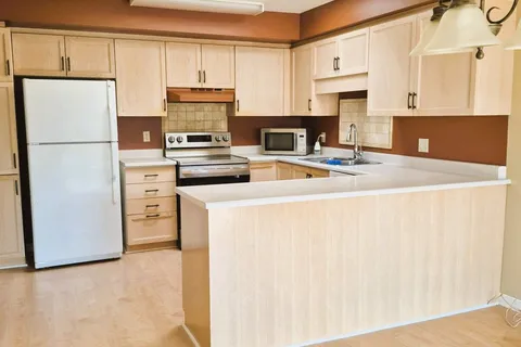 58 Hawkins Crescent, ON N4G 5K7