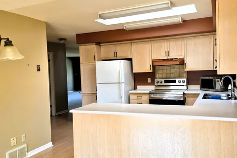 58 Hawkins Crescent, ON N4G 5K7