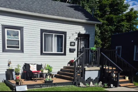 40 St Patrick Street, ON K9V 1R2