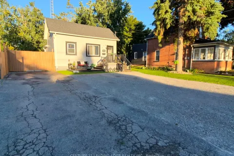 40 St Patrick Street, ON K9V 1R2