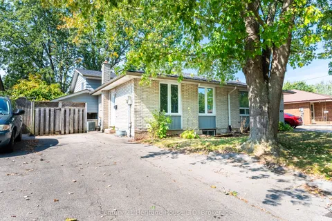 387 First Avenue, ON L3C 5R3