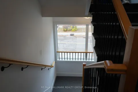 70 RUSSELL Avenue, ON K1N 7X1