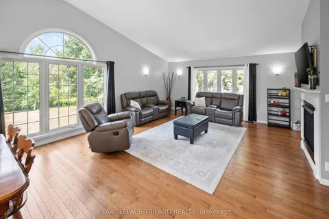 2670 Putnam Road, ON N0L 2B0