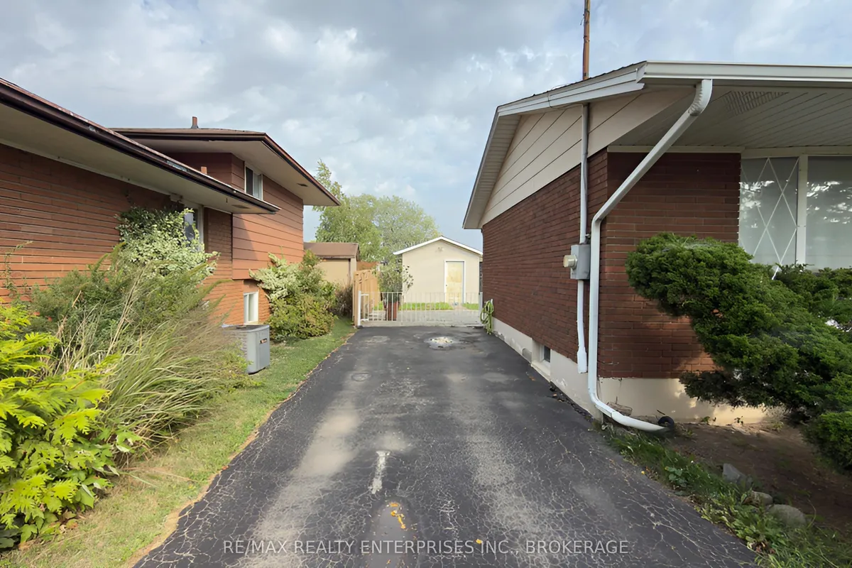 987 Steele Street, ON L3K 5A1