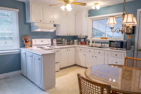 601 Fourth Street, ON K6H 2K1