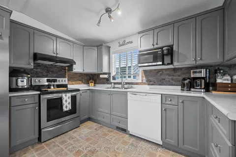 6 WATER (PVT) Street, ON N1H 6H9