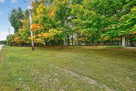 315 Muskoka Beach Road, ON P1P 1M7