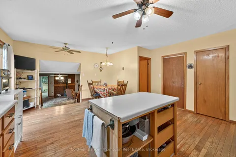 315 Muskoka Beach Road, ON P1P 1M7