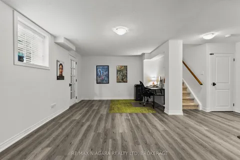 3 BLACKBIRD Street, ON L0S 1J0