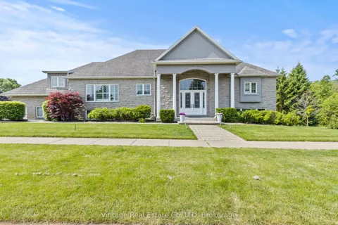 3689 Cardinal Drive, ON L2H 2Y1