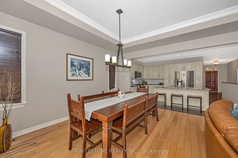 452 Landswood Way, ON K2S 0A4